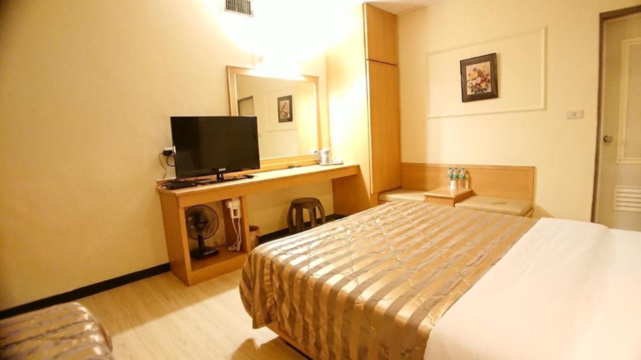 Yes Hotel Chiayi Eksteriør billede