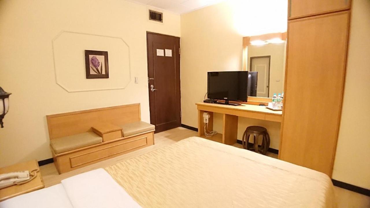 Yes Hotel Chiayi Eksteriør billede