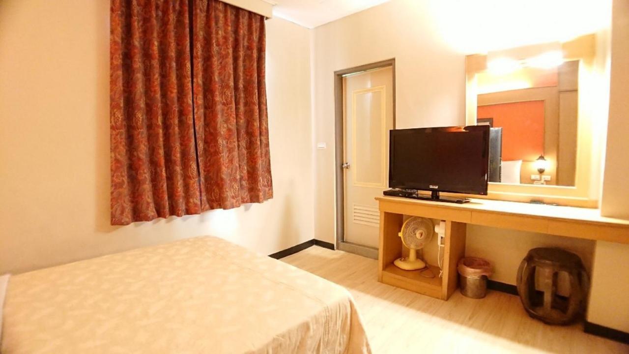 Yes Hotel Chiayi Eksteriør billede